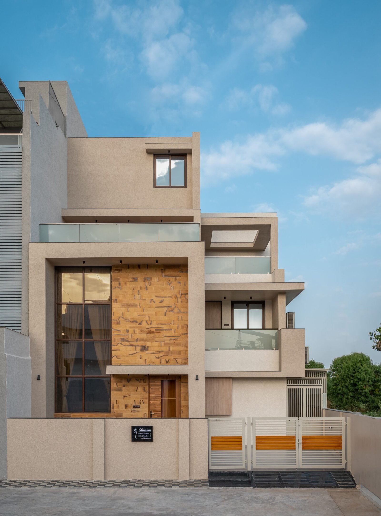 Girish Bhai Patel, view 3, by Himanshu Raval Architects