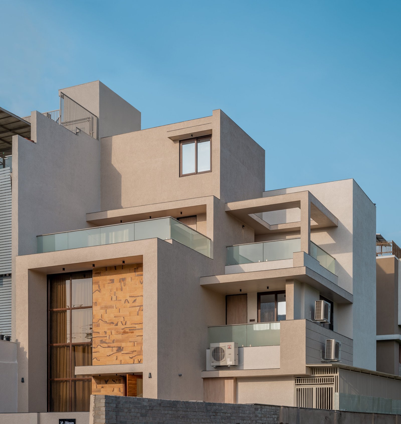 Girish Bhai Patel, view 2, by Himanshu Raval Architects