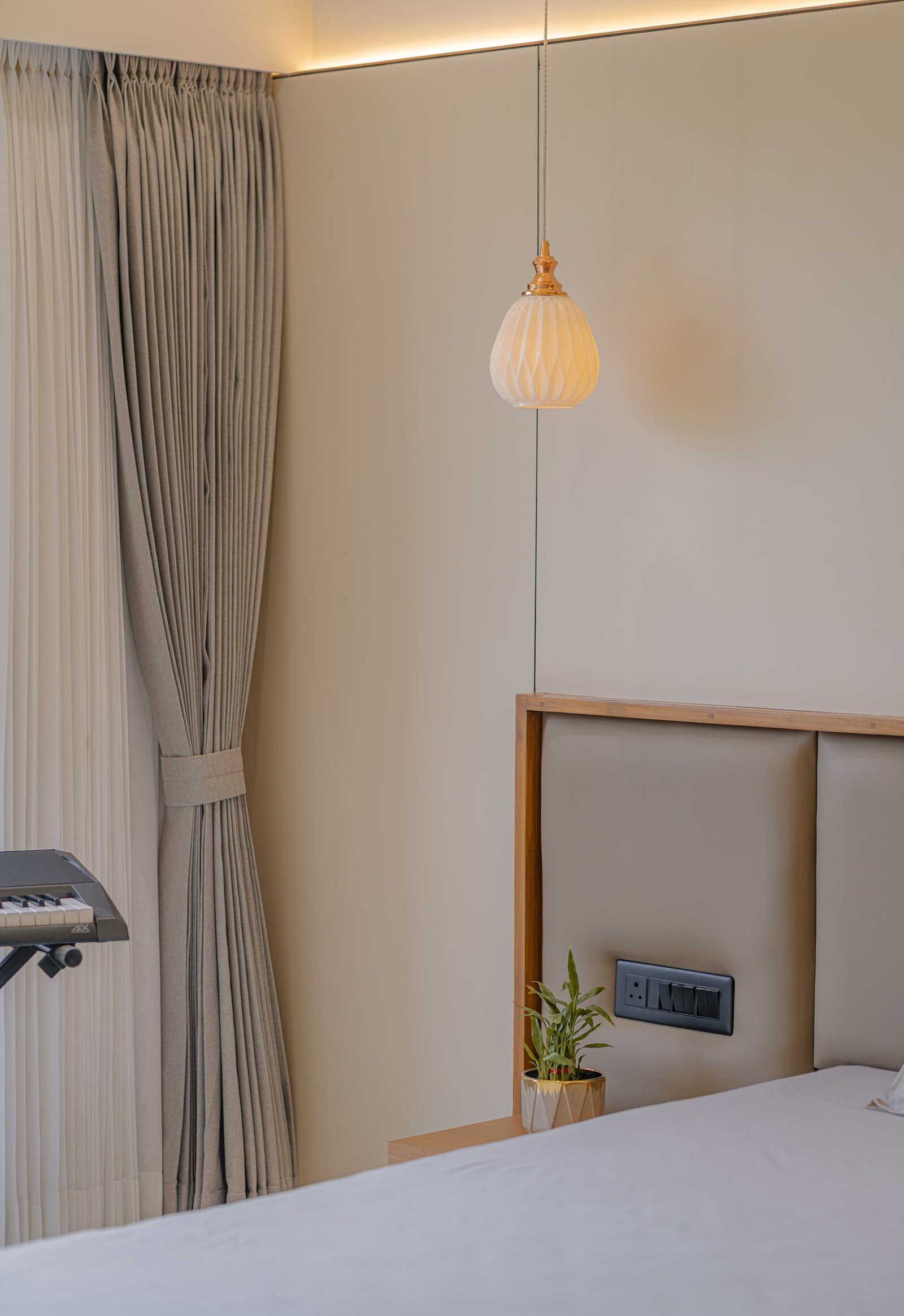 Bedside pendant, Jayendra Bhai Residence by Himanshu Raval Architects