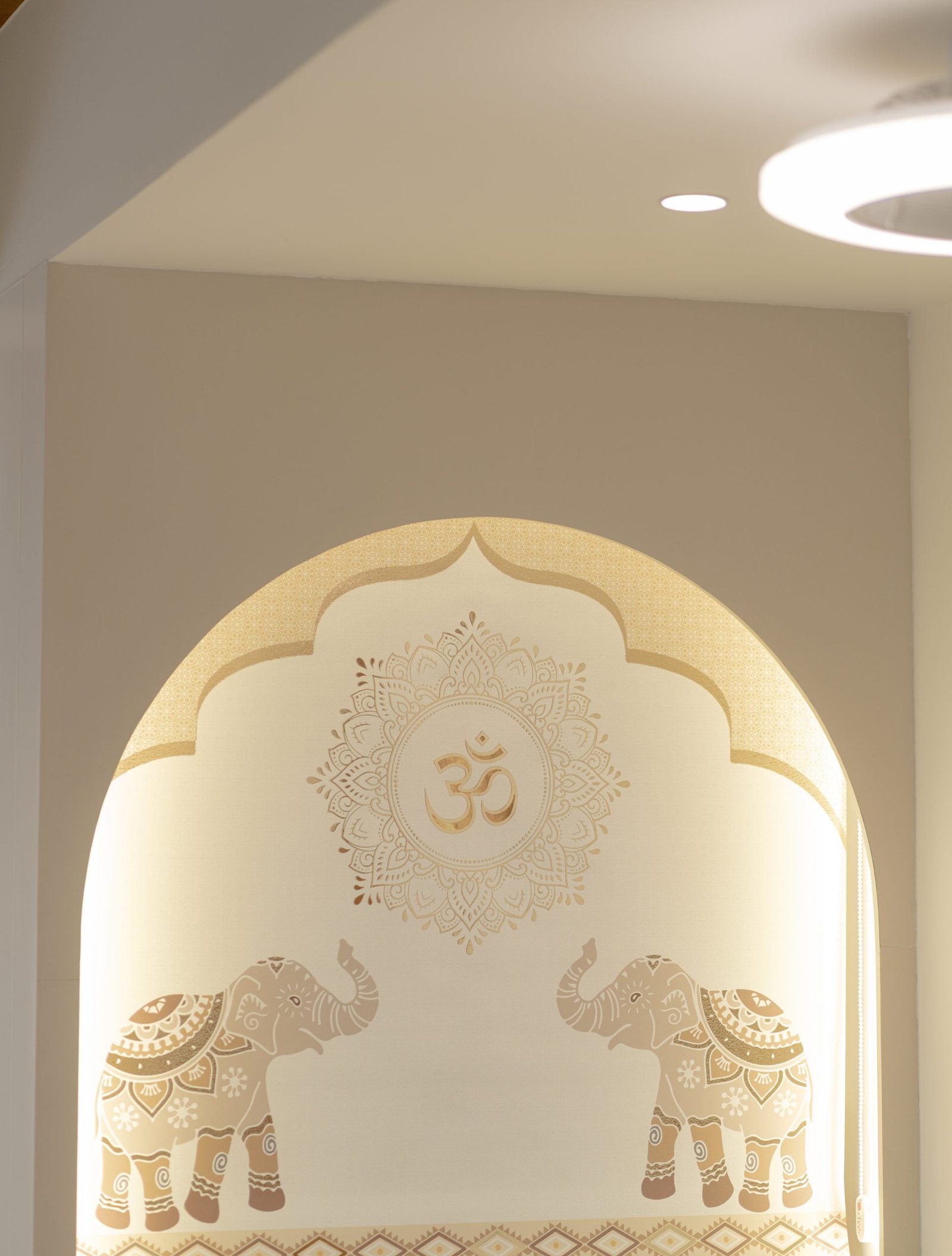 Mandir, Jayendra Bhai Residence by Himanshu Raval Architects